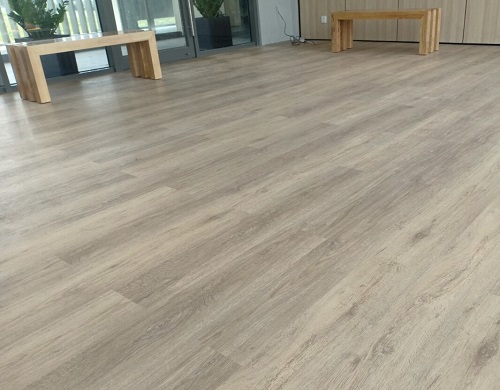 Phân phối thảm trải sàn vân gỗ